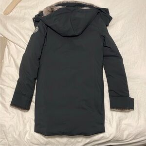 Save the Duck coat brand new never worn. Tags are on the coat. Runs small